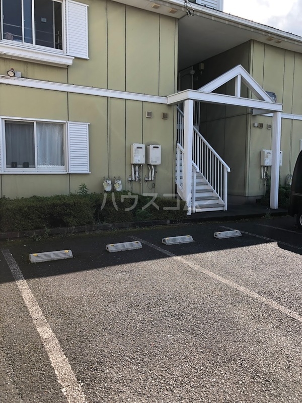 2/2 駐車場