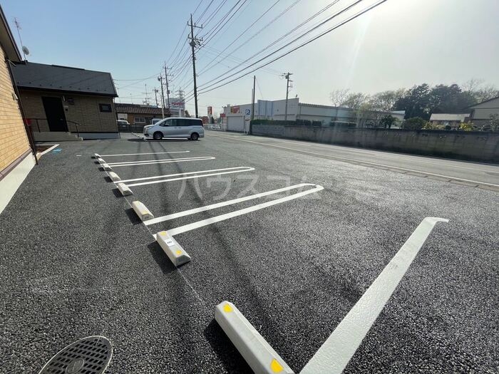 2/4 駐車場