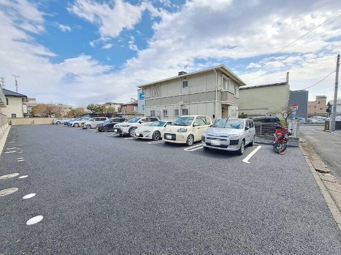 3/5 駐車場