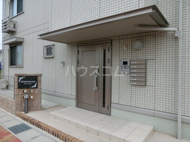 18/21 エントランス