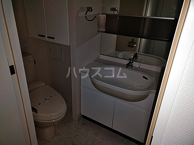 17/30 洗面
