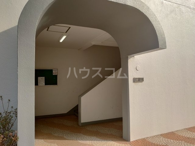 4/5 エントランス