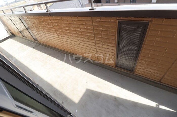 13/20 バルコニー