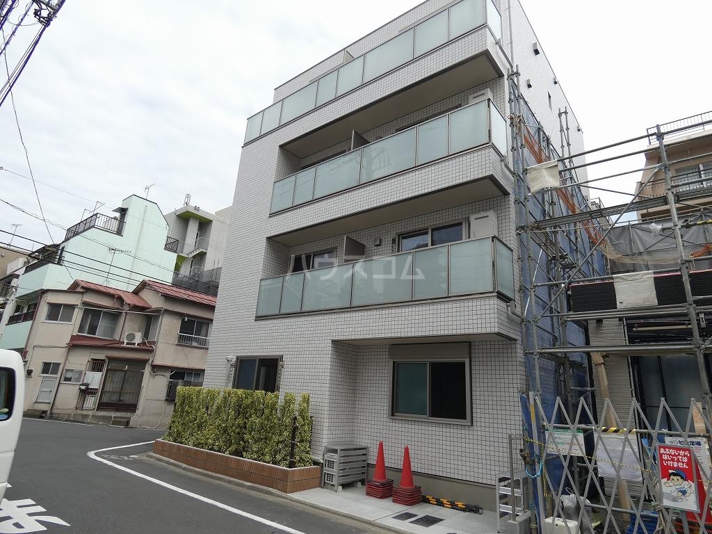 13/13 エントランス