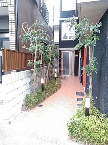 3/7 エントランス