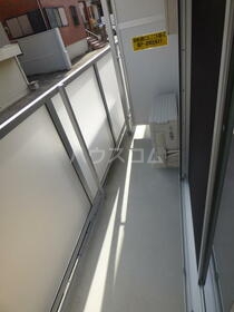 15/18 バルコニー