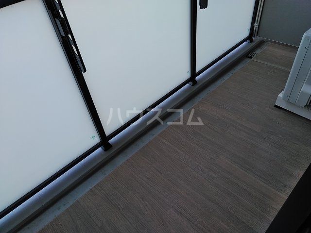 15/27 バルコニー