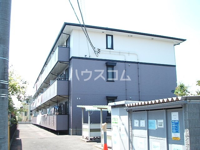 26/30 エントランス