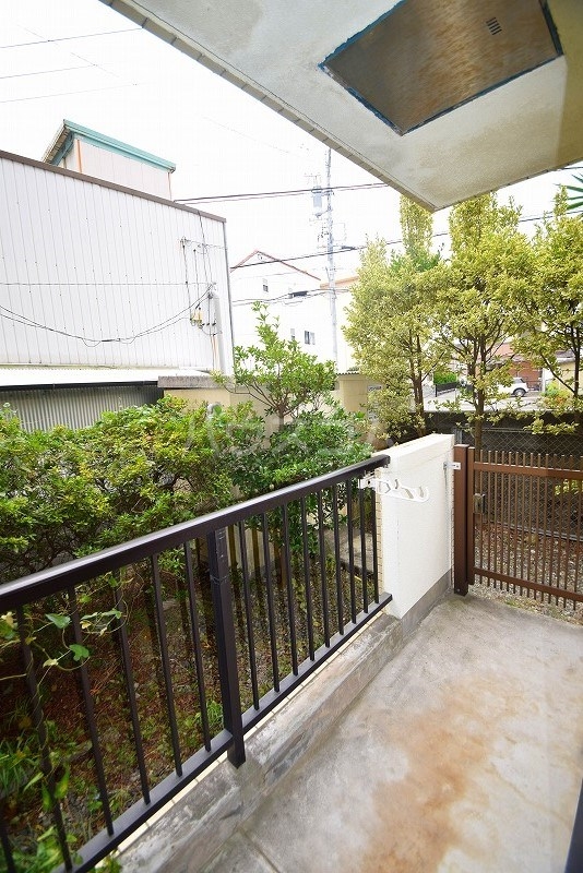 21/30 バルコニー