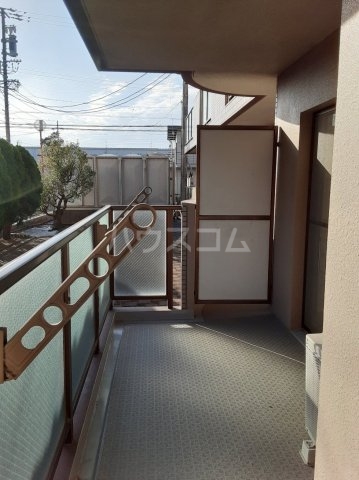 23/30 バルコニー