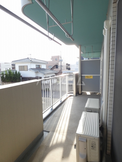 19/30 バルコニー