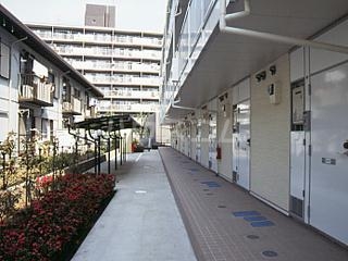 14/16 エントランス