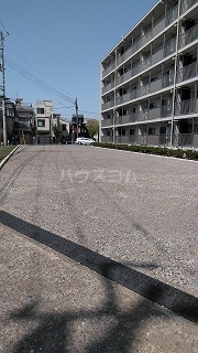 25/26 駐車場