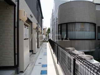 14/17 エントランス