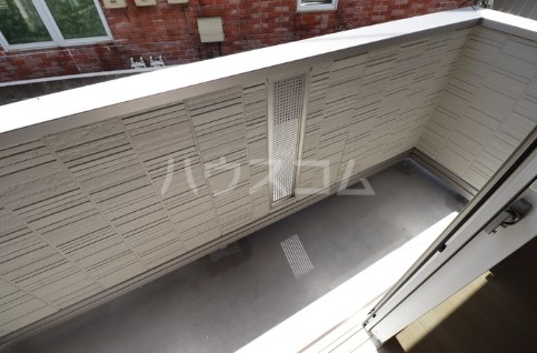 15/18 バルコニー