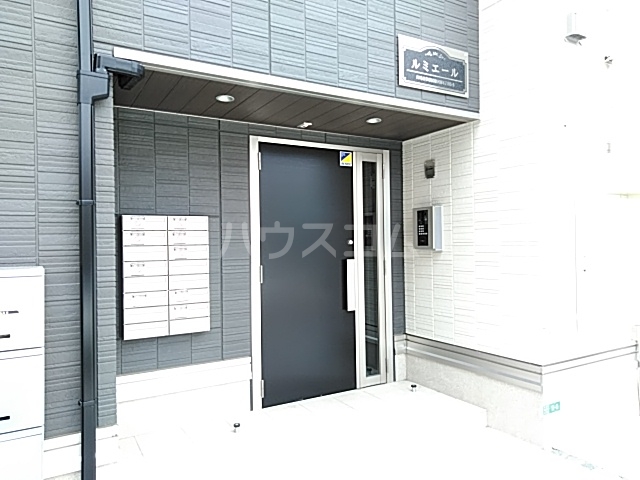 3/5 エントランス