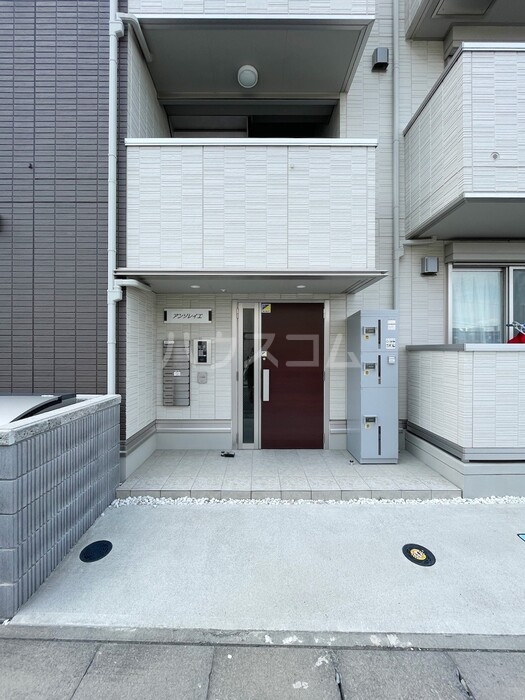 2/11 エントランス