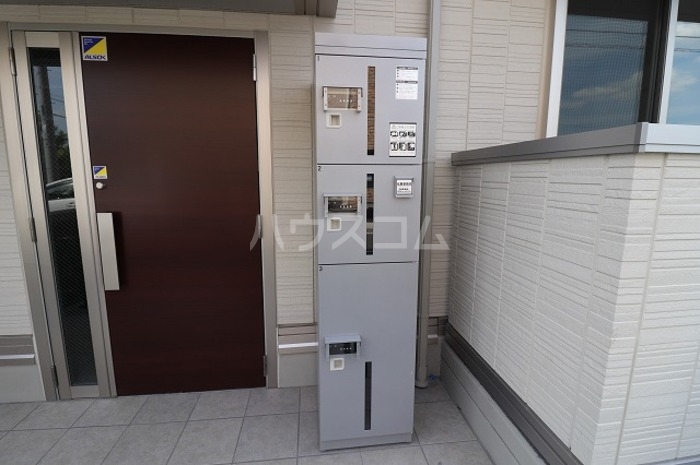 14/23 エントランス