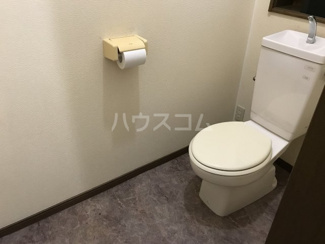 16/30 トイレ