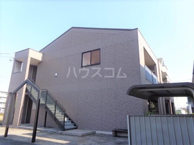 24/30 エントランス