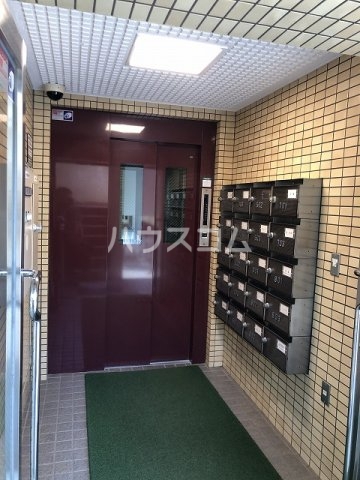 29/30 エントランス