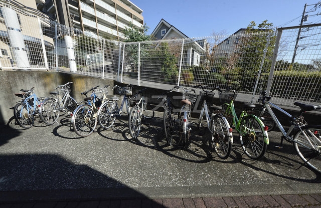 19/25 エントランス