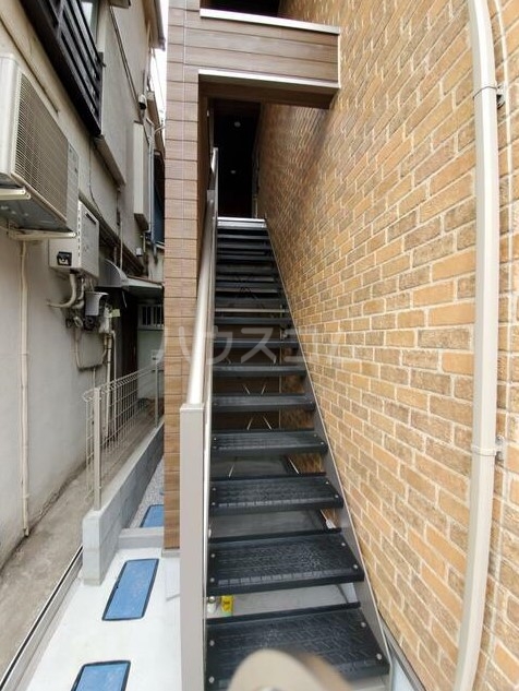 2/6 エントランス