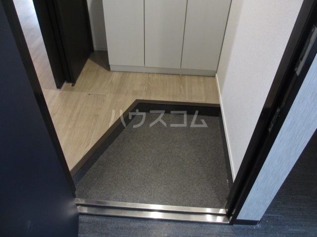 13/30 玄関