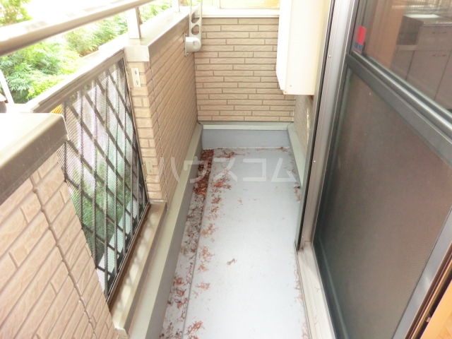 18/23 バルコニー