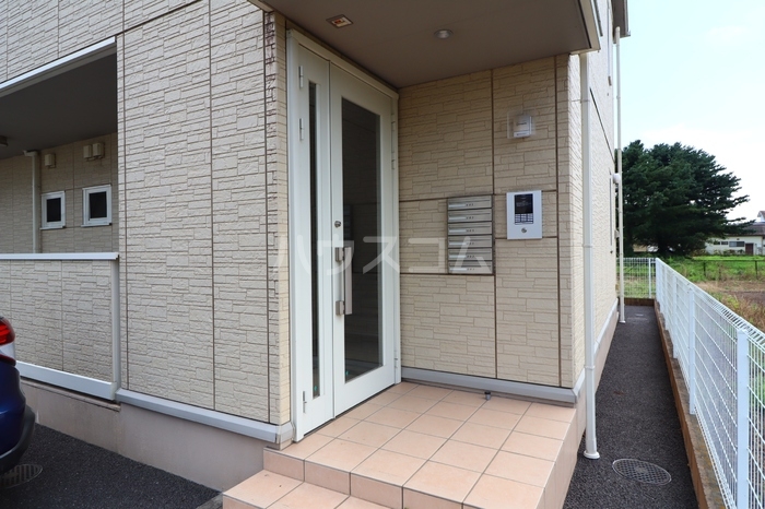 20/30 エントランス