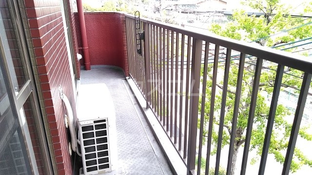 23/30 バルコニー