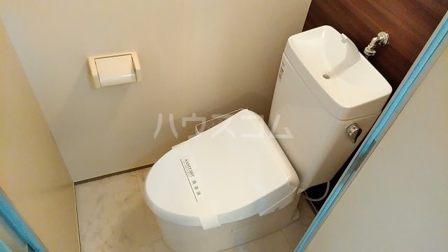 20/30 トイレ