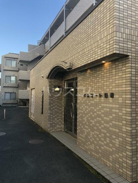 14/17 エントランス