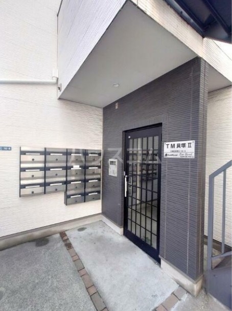 15/16 エントランス