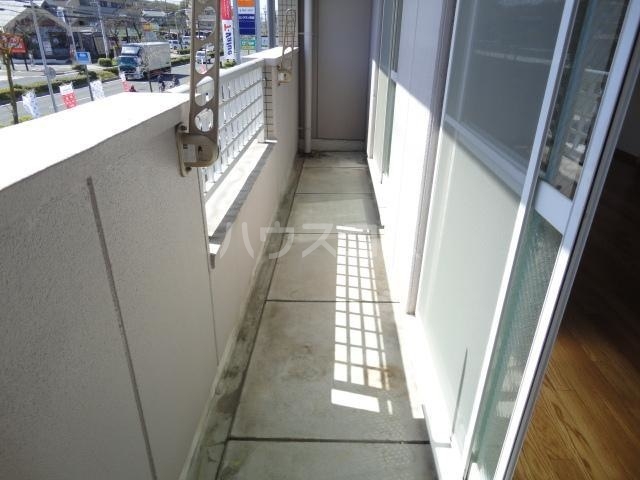 21/27 バルコニー