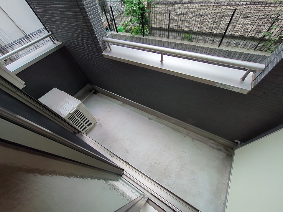 20/30 バルコニー