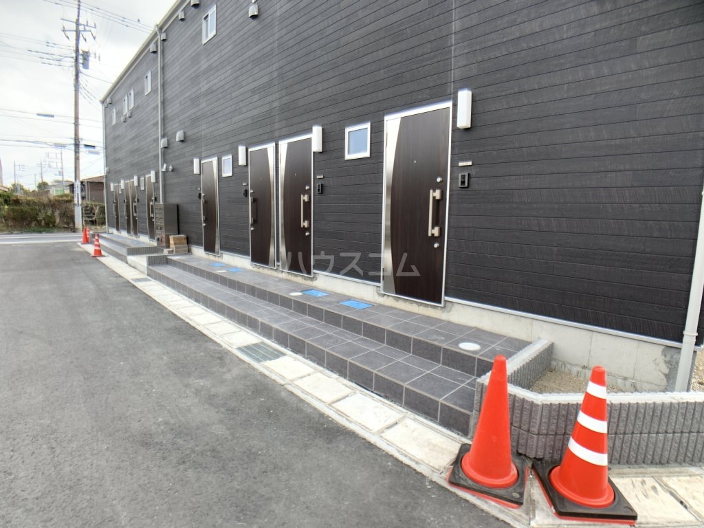 29/30 エントランス