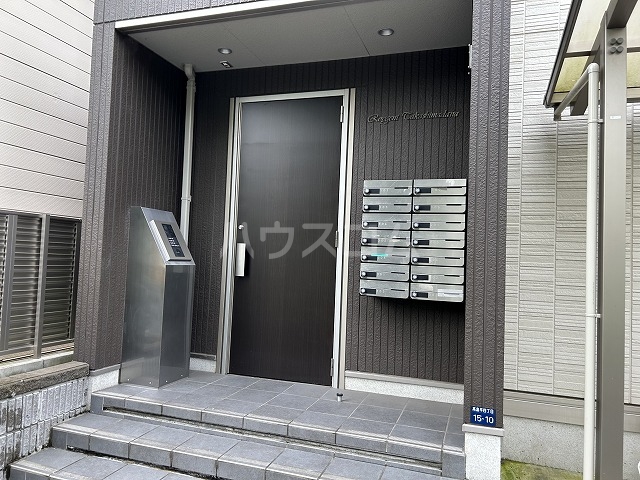 22/30 エントランス