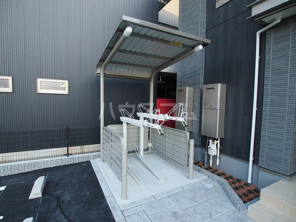 20/29 エントランス