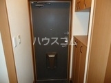 13/26 玄関