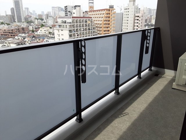 23/30 バルコニー