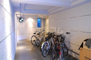 14/22 エントランス