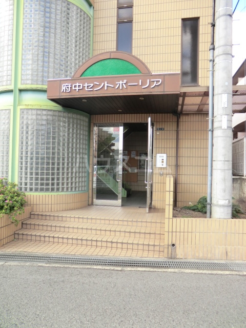 18/21 エントランス