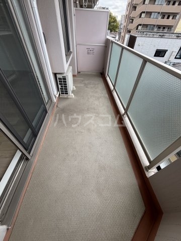 21/30 バルコニー
