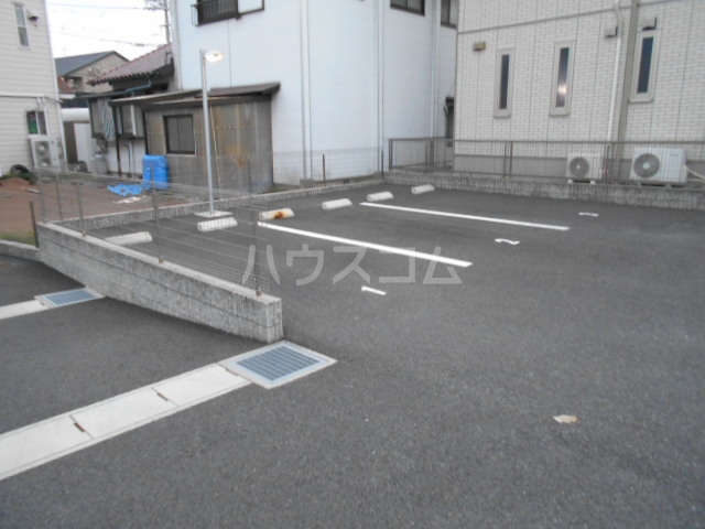 22/30 駐車場