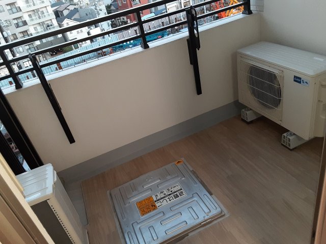 13/30 バルコニー