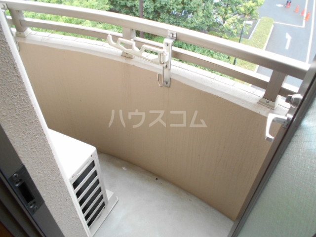 18/28 バルコニー