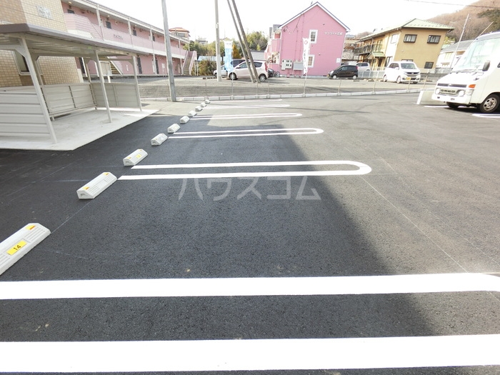 17/19 駐車場