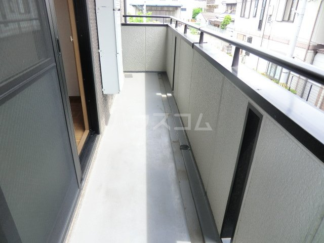 19/30 バルコニー