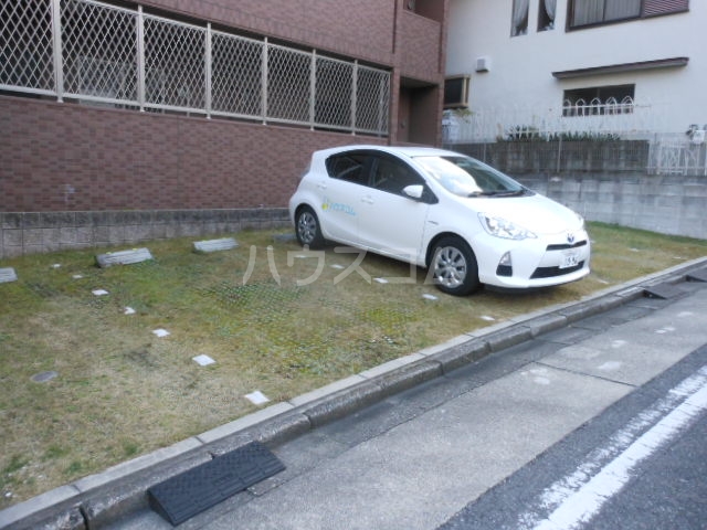 20/25 駐車場